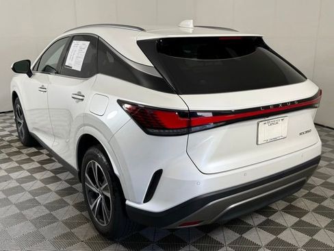 Used 2024 Lexus RX 350 Premium w/ Cold Area Package FWD image 4