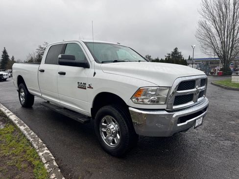 Used 2016 RAM 3500 SLT image 2