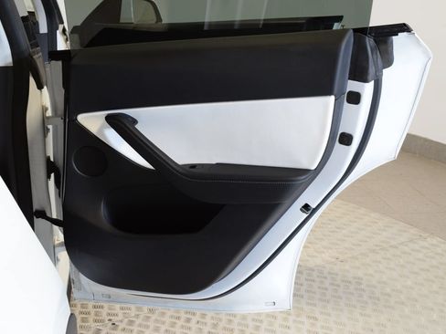 Used 2021 Tesla Model Y Performance AWD/4WD image 31