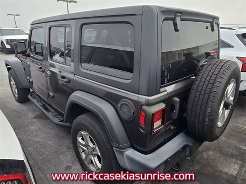 Used 2019 Jeep Wrangler Unlimited Sport S image 6