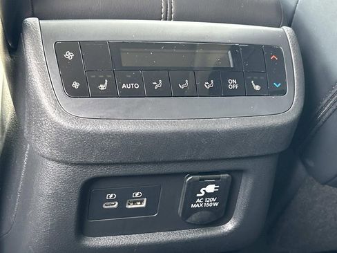 Certified 2024 Nissan Pathfinder Platinum AWD/4WD image 23