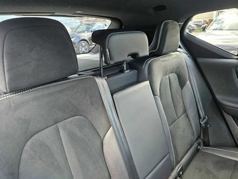 Used 2020 Volvo XC40 T5 R-Design w/ Protection Package image 14