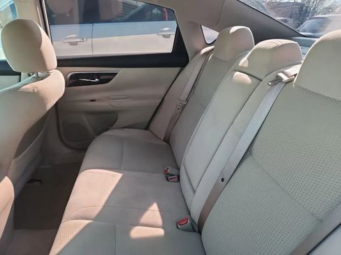 Used 2014 Nissan Altima 2.5 SV image 7