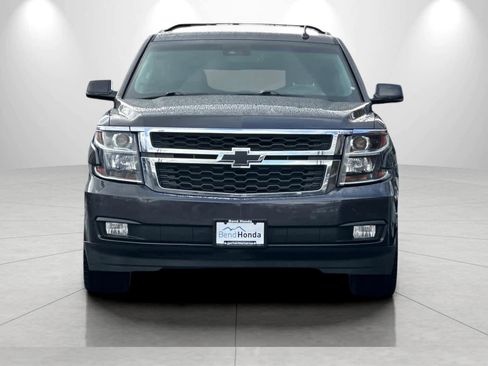 Used 2017 Chevrolet Suburban LT image 10