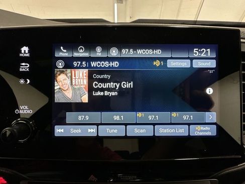 Used 2022 Honda Passport TrailSport image 34