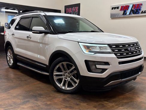 Used 2016 Ford Explorer Limited FWD image 1