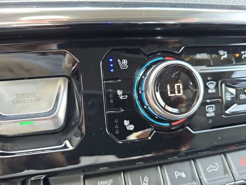 New 2025 GMC Sierra 2500 Denali w/ Denali Reserve Package image 24