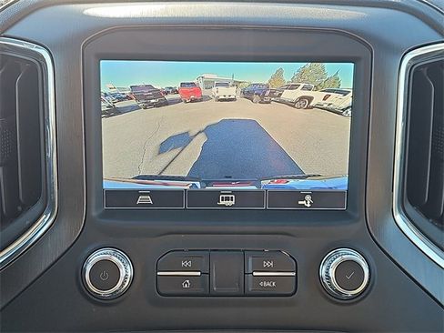 Used 2022 GMC Sierra 2500 AT4 w/ Snow Plow Prep/Camper Package image 12