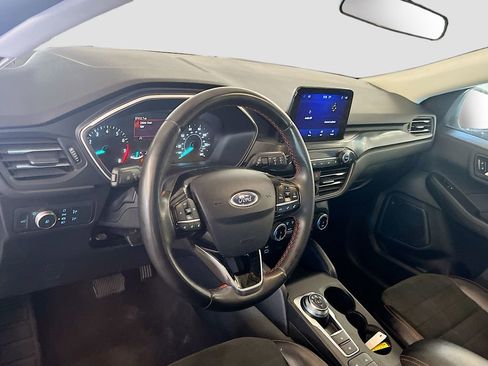 Used 2022 Ford Escape SEL w/ SEL Stealth AWD Package image 9