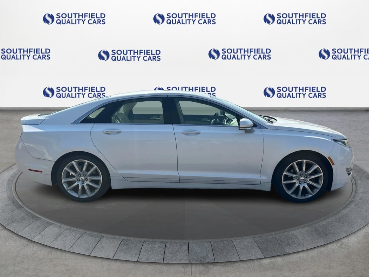 Used 2015 Lincoln MKZ AWD w/ Equipment Group 102A Reserve image 7