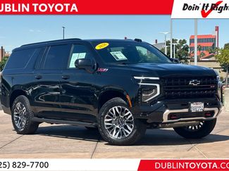 Used 2026 Chevrolet Suburban Z71 w/ Z71 Off-Road Package AWD/4WD 360° Tour