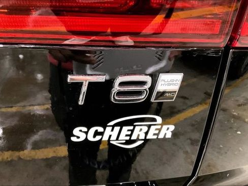 New 2026 Volvo XC60 T8 Plus w/ Protection Package Premier image 9