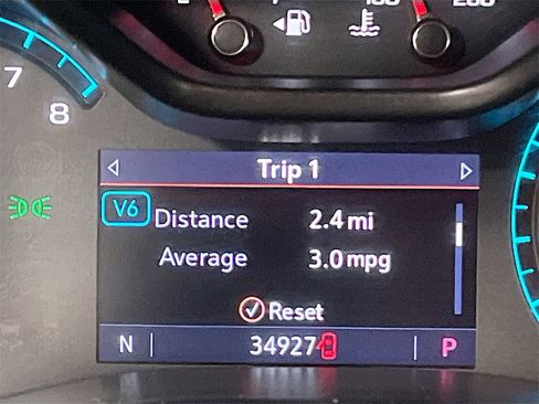 Used 2021 Chevrolet Colorado Z71 w/ Safety Package image 12