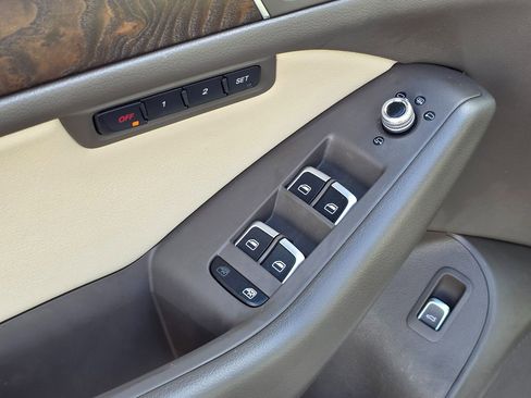 Used 2015 Audi Q5 2.0T Premium Plus w/ Technology Package image 24