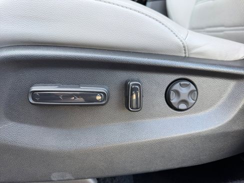 Used 2022 Honda CR-V EX-L image 14