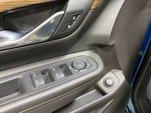 Used 2019 GMC Terrain SLE w/ Driver Convenience Package AWD/4WD image 19