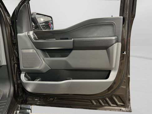 Used 2024 Ford F150 Lariat w/ Mobile Office Package image 44