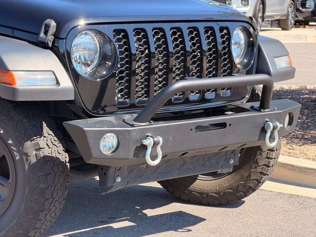Used 2023 Jeep Gladiator Sport AWD/4WD image 3