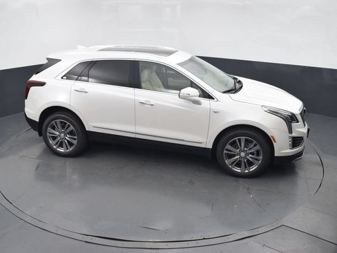 New 2026 Cadillac XT5 Premium Luxury w/ Driver Assist Package AWD/4WD image 44