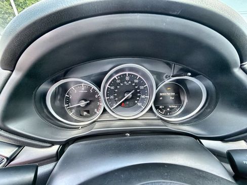 Used 2018 MAZDA CX-5 Touring w/ Preferred Equipment Package AWD/4WD image 26