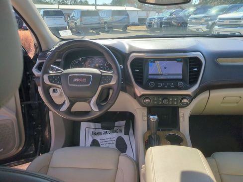 Used 2017 GMC Acadia Denali w/ Technology Package image 28