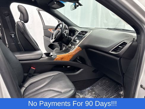 Used 2019 Lincoln Nautilus Reserve image 33