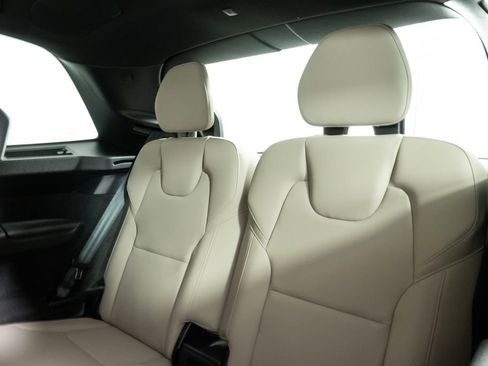 New 2026 Volvo XC90 B6 Plus w/ Protection Package Premier image 13