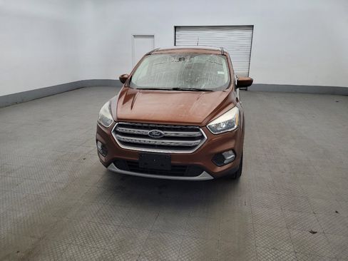 Used 2017 Ford Escape SE w/ SE Cold Weather Package FWD image 15
