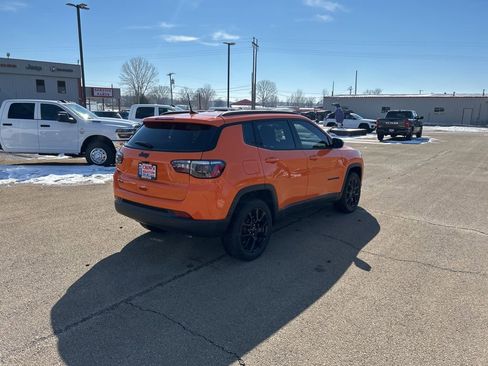 New 2026 Jeep Compass Latitude image 5