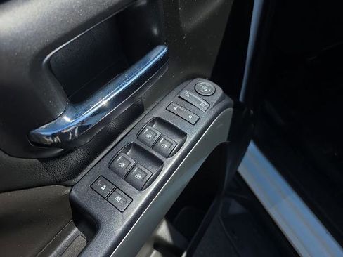 Used 2017 Chevrolet Silverado 1500 LT AWD/4WD image 20