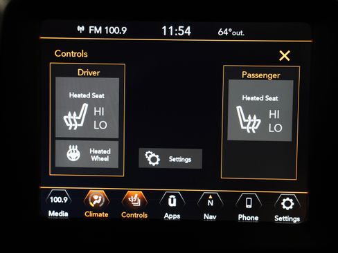 Used 2022 Jeep Renegade Trailhawk image 24