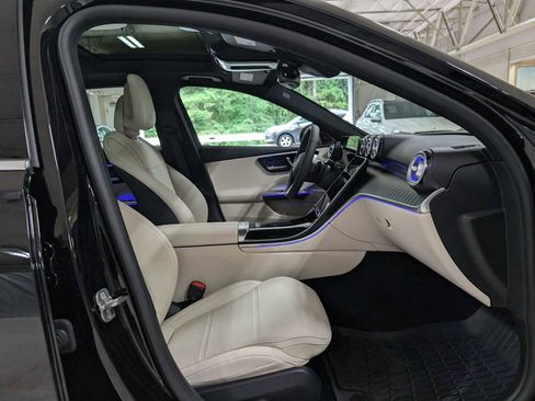 New 2025 Mercedes-Benz C 300 4MATIC Sedan image 11
