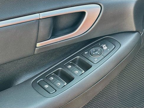 Certified 2025 Hyundai Sonata SEL FWD image 20