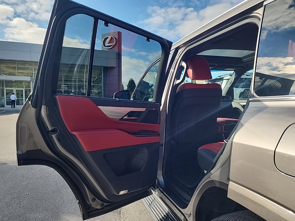 Certified 2023 Lexus LX 600 F Sport AWD/4WD image 15