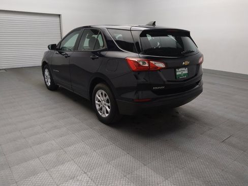 Used 2020 Chevrolet Equinox LS FWD image 3