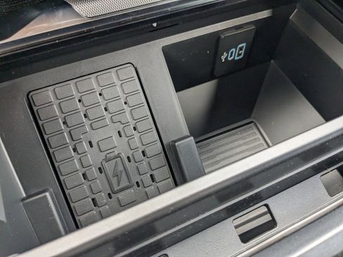 New 2025 Ford F250 Platinum image 25