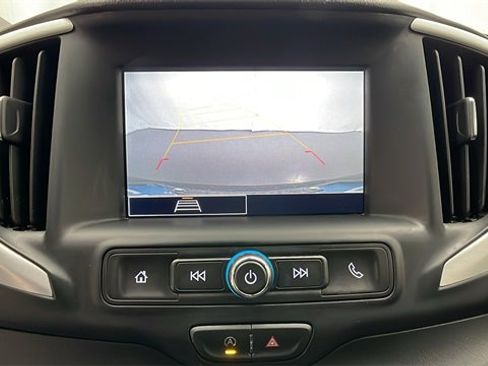 Used 2023 GMC Terrain SLE w/ Driver Convenience Package image 21