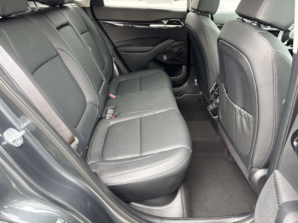 Used 2024 Kia Seltos SX w/ SX Sunroof Package AWD/4WD image 21