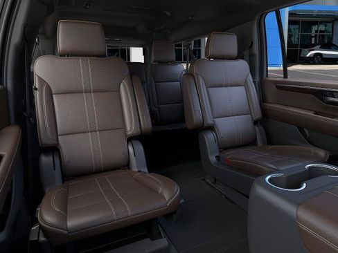 New 2026 Chevrolet Suburban High Country RWD image 52