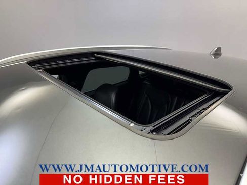 Used 2018 Lincoln MKC Select image 11