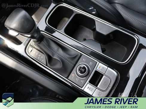 Used 2023 Kia Telluride S AWD/4WD image 37