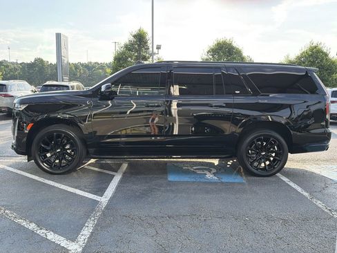 Used 2023 Cadillac Escalade ESV Premium Luxury w/ LPO, Floor Liner Package AWD/4WD image 6