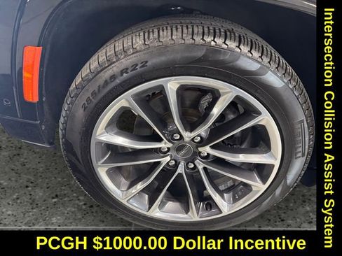 Used 2024 Jeep Wagoneer L Series III w/ Premium Group I image 25