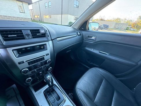 Used 2012 Ford Fusion SEL image 15