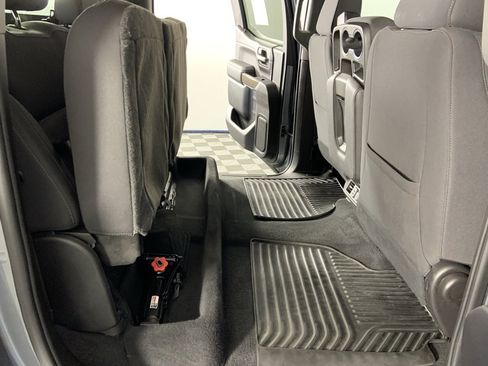 Used 2022 GMC Sierra 1500 Elevation image 19