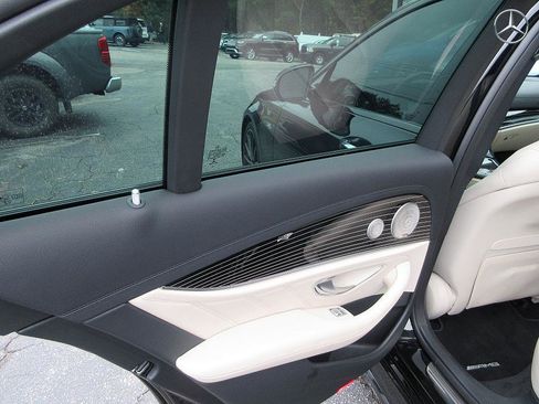 Used 2021 Mercedes-Benz E 53 AMG 4MATIC Sedan image 15