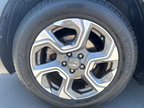 Used 2017 Honda CR-V EX image 10
