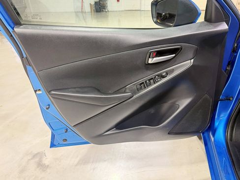 Used 2020 Toyota Yaris LE image 22