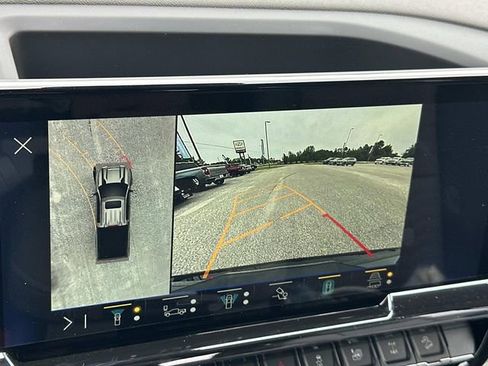 New 2026 Chevrolet Silverado 2500 ZR2 w/ LPO, Dark Essentials Package AWD/4WD image 38