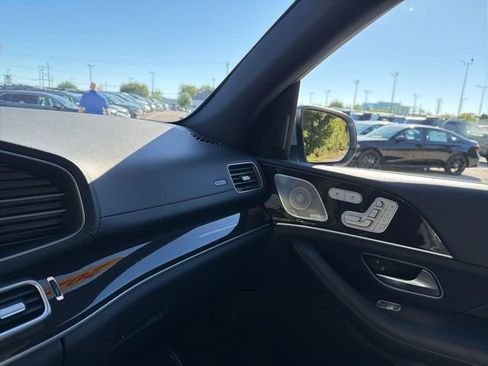 Used 2022 Mercedes-Benz GLS 450 4MATIC image 20